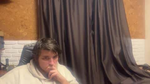 Snapshot of unholy_heat chatting on March 22, 1:09 am Anri online show from March 22, 1:09 am