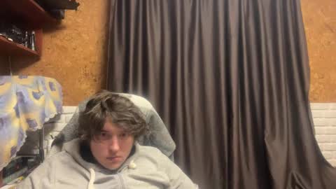 Snapshot of unholy_heat chatting on April 14, 11:11 pm Anri online show from April 14, 11:11 pm