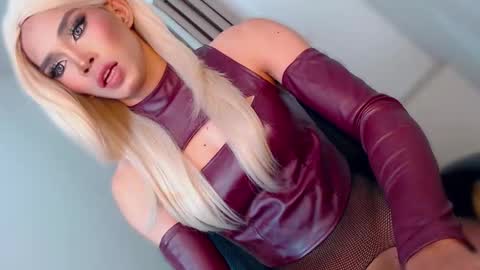 Miss Andrea online show from March 31, 5:46 pm