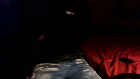 untouchableace84 online show from October 18, 7:09 am