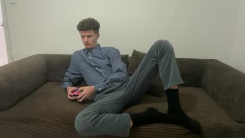 Stepbro online show from April 9, 7:08 pm