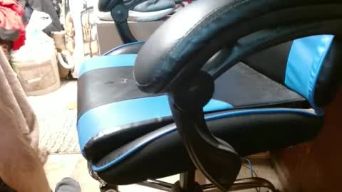 uprailfan1986 online show from October 22, 7:13 pm