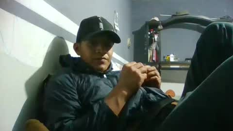 Snapshot of ur855224 chatting on January 8, 7:54 am EL CAMA online show from January 8, 7:54 am