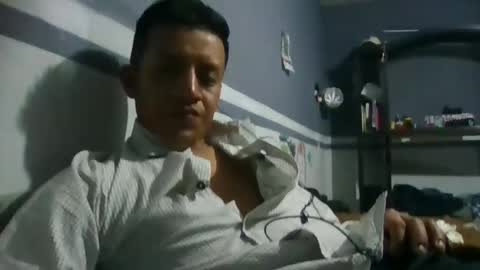 Snapshot of ur855224 chatting on January 9, 6:05 am EL CAMA online show from January 9, 6:05 am