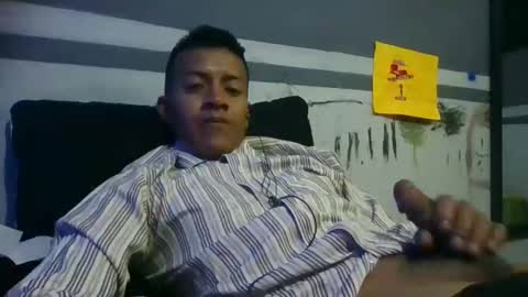 Snapshot of ur855224 chatting on February 14, 9:17 am EL CAMA online show from February 14, 9:17 am