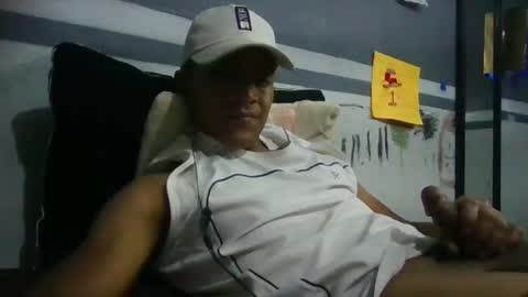 Snapshot of ur855224 chatting on February 15, 8:49 pm EL CAMA online show from February 15, 8:49 pm