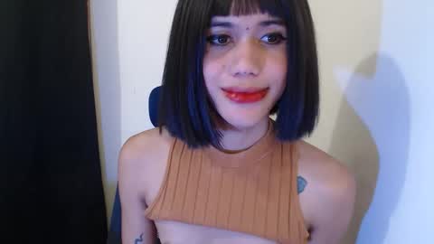 Snapshot of ur_cutebbygirl chatting on December 22, 2:19 am Liza online show from December 22, 2:19 am