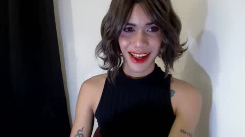 Snapshot of ur_cutebbygirl chatting on December 22, 10:18 pm Liza online show from December 22, 10:18 pm