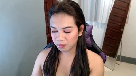 Vee online show from January 6, 4:47 am