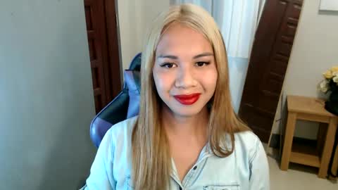 Vee online show from January 22, 2:56 pm