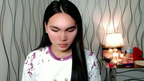 QUEENSY online show from October 22, 3:40 am