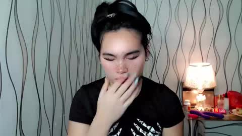 QUEENSY online show from November 11, 11:27 pm