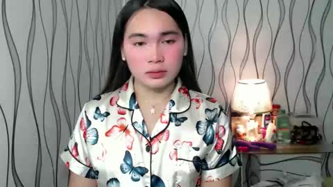 QUEENSY online show from November 22, 3:27 am