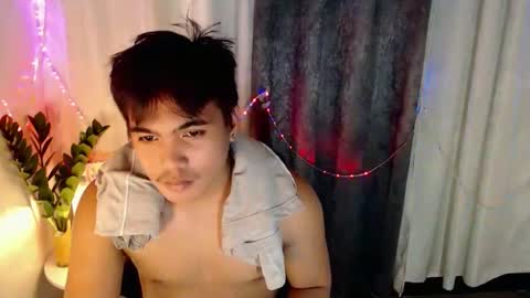 JADE online show from March 27, 9:42 am