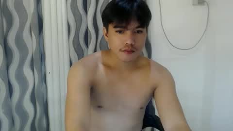 Snapshot of ur_jadelover chatting on May 31, 3:52 pm JADE online show from May 31, 3:52 pm