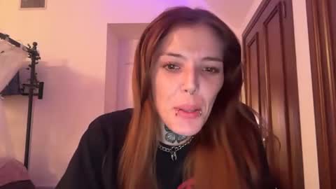 Snapshot of ur_little_kitten144 chatting on May 15, 10:22 am ur_little_kitten144 online show from May 15, 10:22 am