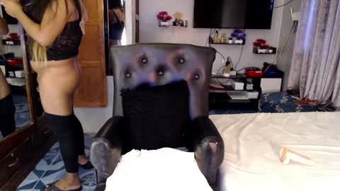 QUEEN ANGELA online show from January 9, 2:43 am