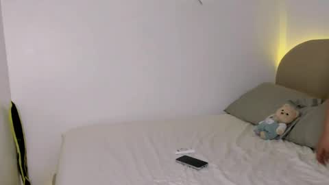 Veronica Lodge online show from March 29, 9:31 am