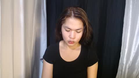 Snapshot of ur_perfectgirlmsa chatting on September 10, 11:10 am Ms. A lets go pass or pvt show online show from September 10, 11:10 am