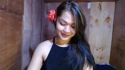 Snapshot of ur_perfectgirlmsa chatting on September 28, 1:38 pm Ms. A lets go pass or pvt show online show from September 28, 1:38 pm