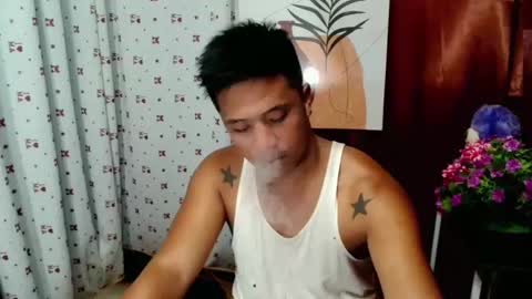 Snapshot of ur_pinoydave chatting on December 22, 5:21 pm Dave online show from December 22, 5:21 pm