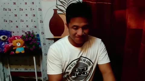 Snapshot of ur_pinoydave chatting on January 5, 4:27 pm Dave online show from January 5, 4:27 pm