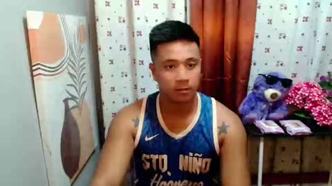 Snapshot of ur_pinoydave chatting on January 31, 7:29 pm Dave online show from January 31, 7:29 pm