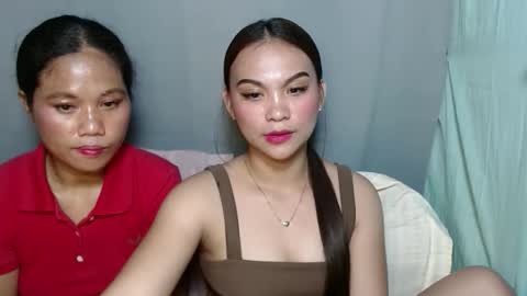 Snapshot of ur_prettymitch chatting on September 21, 4:52 pm ur_prettymitch online show from September 21, 4:52 pm