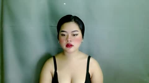 Snapshot of ur_prettyzey18 chatting on January 7, 10:51 am zey online show from January 7, 10:51 am