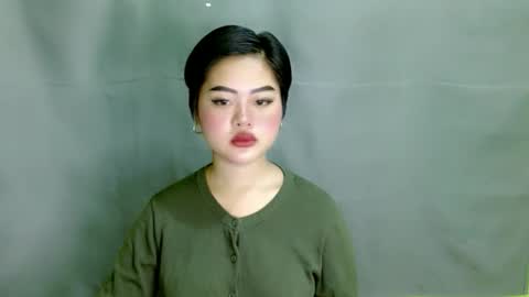 Snapshot of ur_prettyzey18 chatting on January 12, 12:38 am zey online show from January 12, 12:38 am