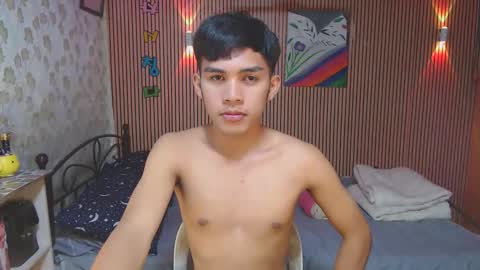 Snapshot of ur_shan21 chatting on September 18, 3:03 pm ur_shan21 online show from September 18, 3:03 pm