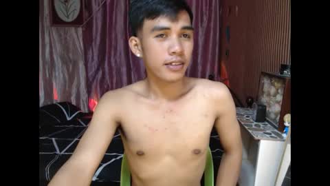 ur_shan21 online show from December 18, 6:41 am