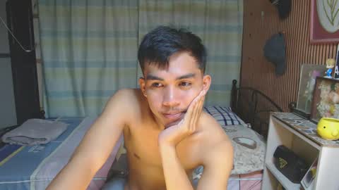 ur_shan21 online show from February 6, 3:26 pm