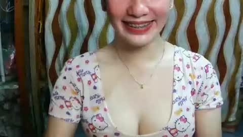 ur_yassy online show from May 13, 10:34 am