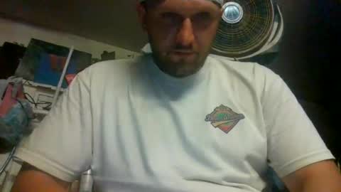 ur_zaddy4now online show from July 23, 2:37 pm