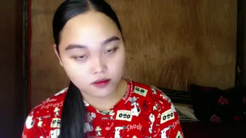 Snapshot of urasian_hotchix69 chatting on December 9, 1:55 pm Lycah online show from December 9, 1:55 pm