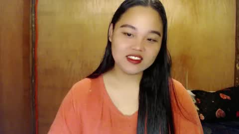 Snapshot of urasian_hotchix69 chatting on January 7, 9:57 pm Lycah online show from January 7, 9:57 pm