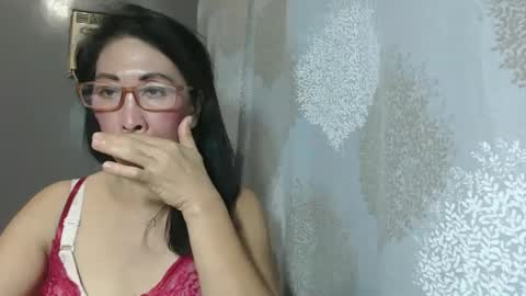 Snapshot of urasian_hotrina chatting on January 5, 11:59 am urasian_hotrina online show from January 5, 11:59 am