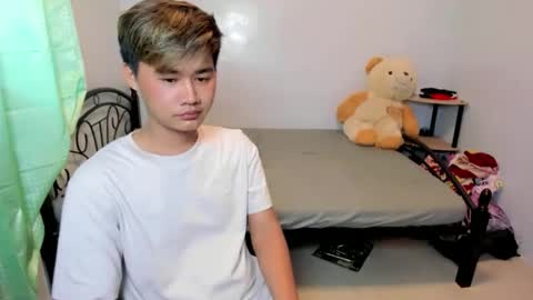 Snapshot of urasian_jhon1 chatting on November 24, 6:46 am jhon online show from November 24, 6:46 am