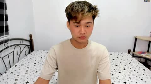 Snapshot of urasian_jhon1 chatting on June 26, 7:46 am jhon online show from June 26, 7:46 am