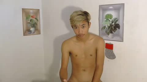 urasian_jomarie online show from March 13, 10:27 pm