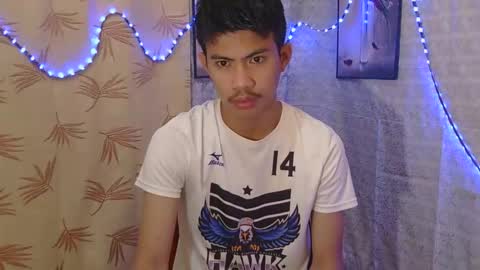 Snapshot of urasian_justin chatting on September 22, 4:14 am urasian_justin online show from September 22, 4:14 am