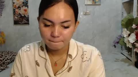 urasian_kat online show from June 23, 12:30 am