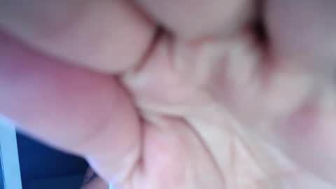 NEWRA  ALLISON online show from October 22, 6:18 pm