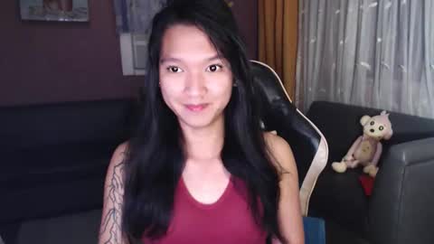 NEWRA  ALLISON online show from December 22, 2:52 am