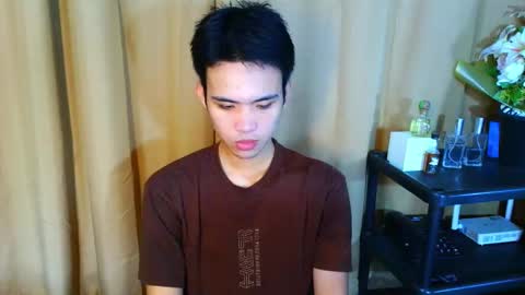 urasiancumboix2 online show from October 29, 1:52 am