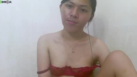 Snapshot of urasianlover69x chatting on January 11, 7:06 am rai online show from January 11, 7:06 am