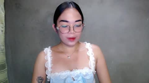 Snapshot of urbabydollx16 chatting on June 30, 12:17 pm urbabydollx16 online show from June 30, 12:17 pm