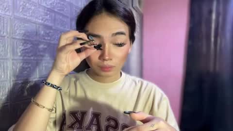 Clara online show from December 4, 4:43 am