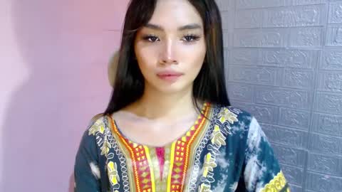 Clara online show from January 3, 8:10 am